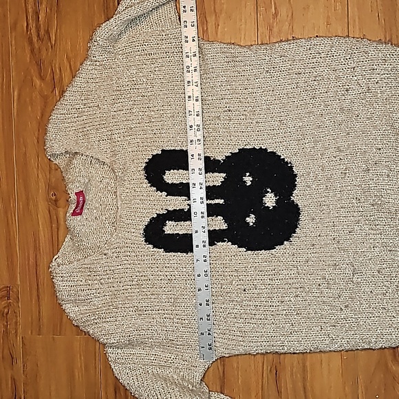 Shasa sweater - Picture 10 of 10